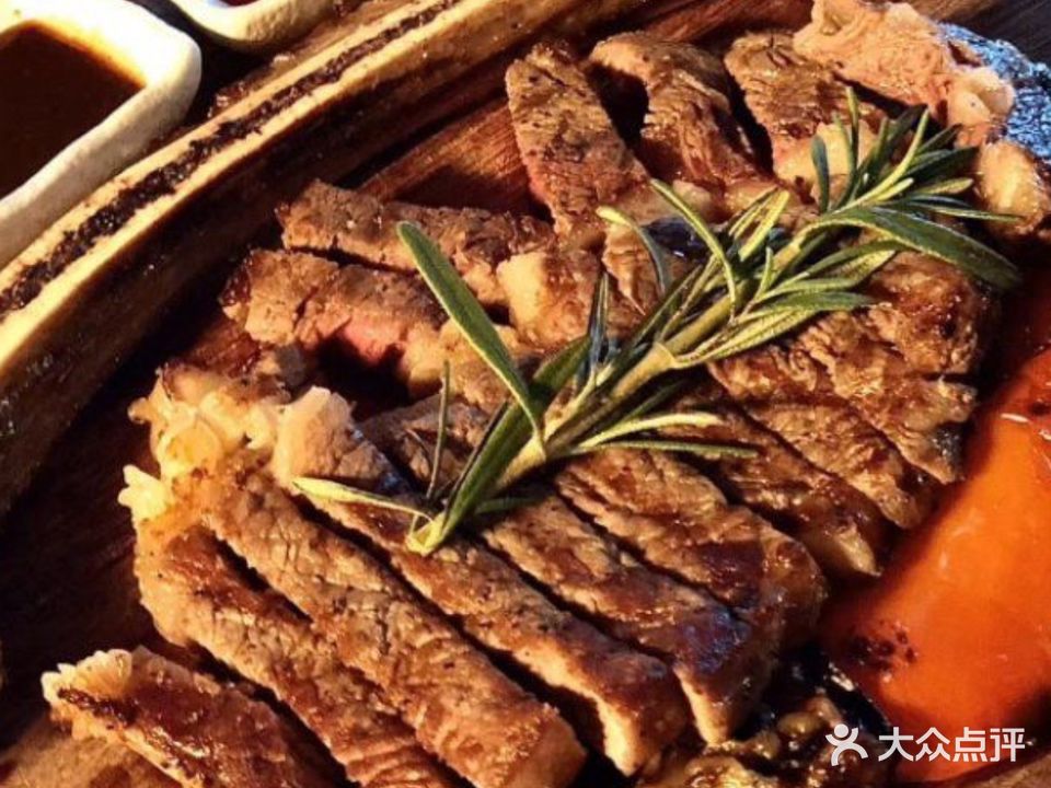Max's Friends餐厅酒肆(绿地滨江店)