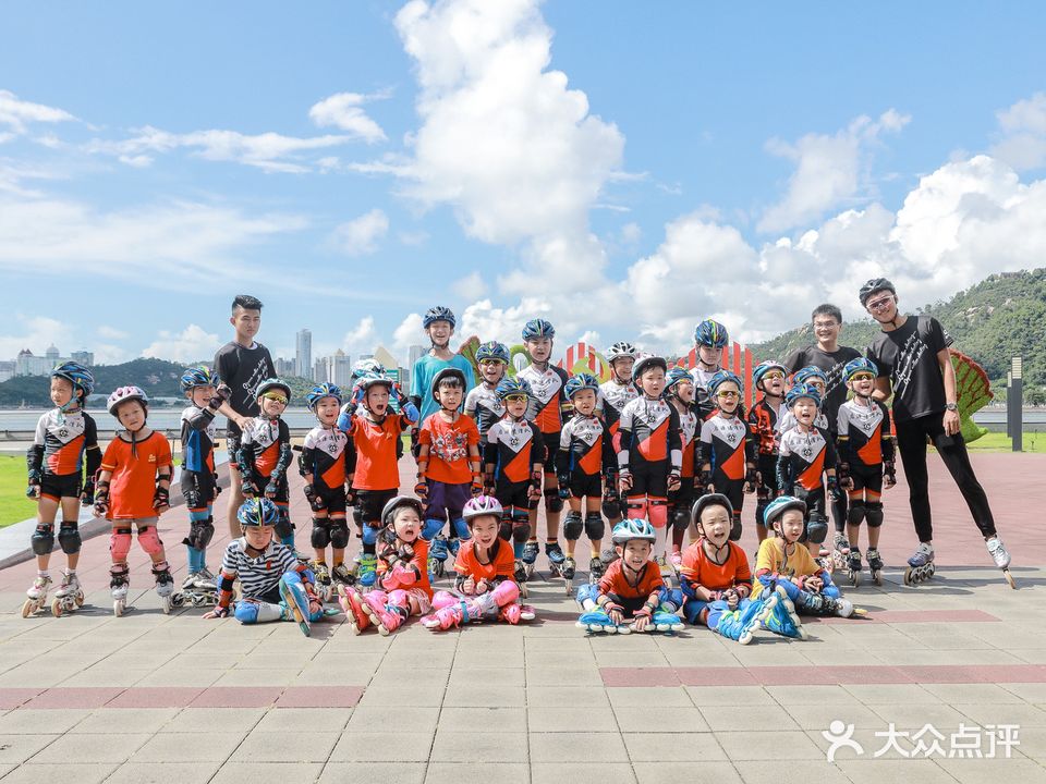 启源轮滑运动中心(宝龙广场店)