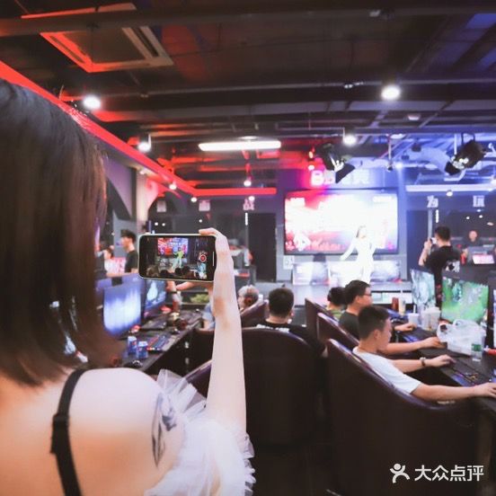 V5电竞馆(网咖/酒店)