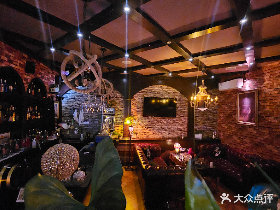 红海咖啡酒吧