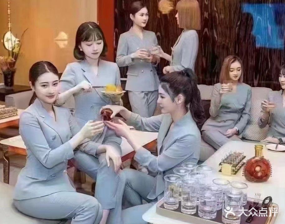 龙都国际