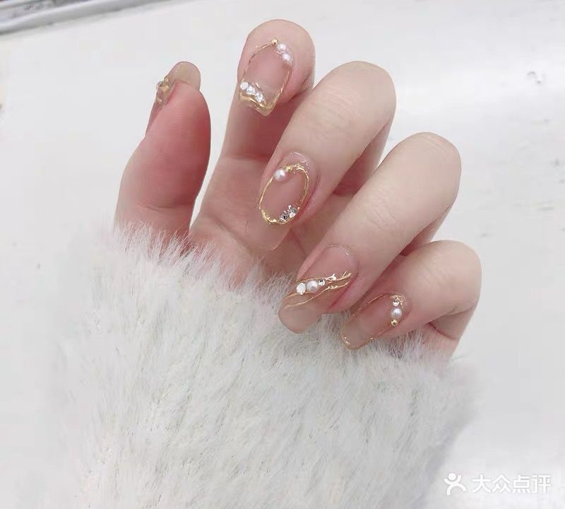 DQ美甲美睫化妆