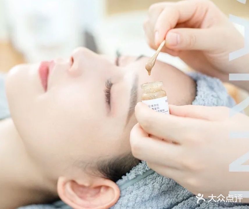 元丽Y·LI烫·染·接专业折扣店(万达店)