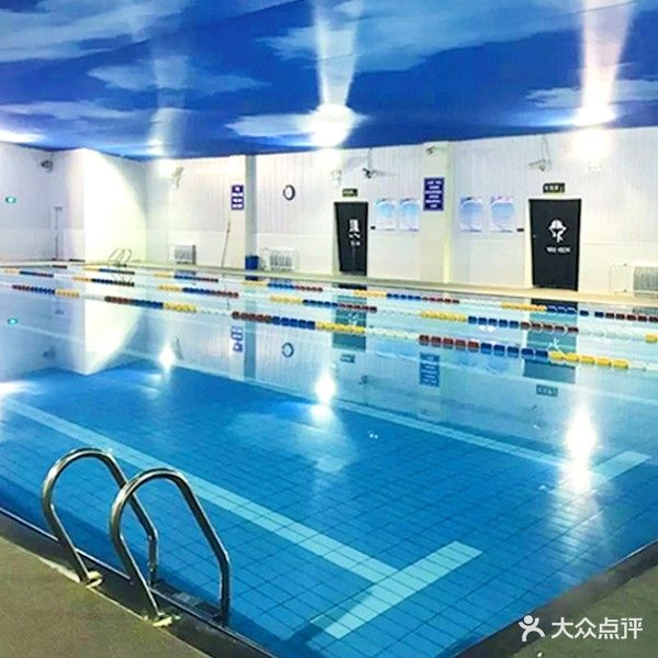 凯旋游泳馆(凯旋大地D座店)