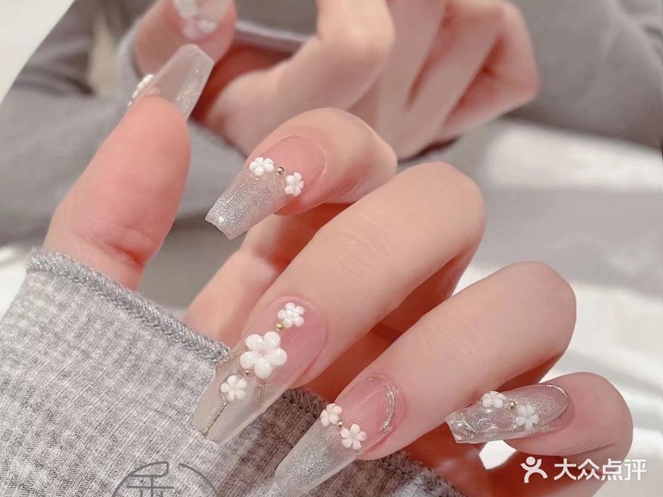 禾慕美睫美甲皮肤护理(和谐山庄店)