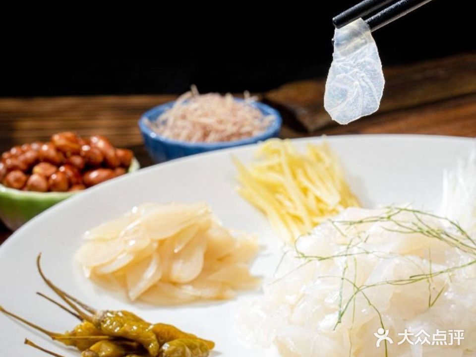 壹队·顺德菜·顺德鱼生标准店