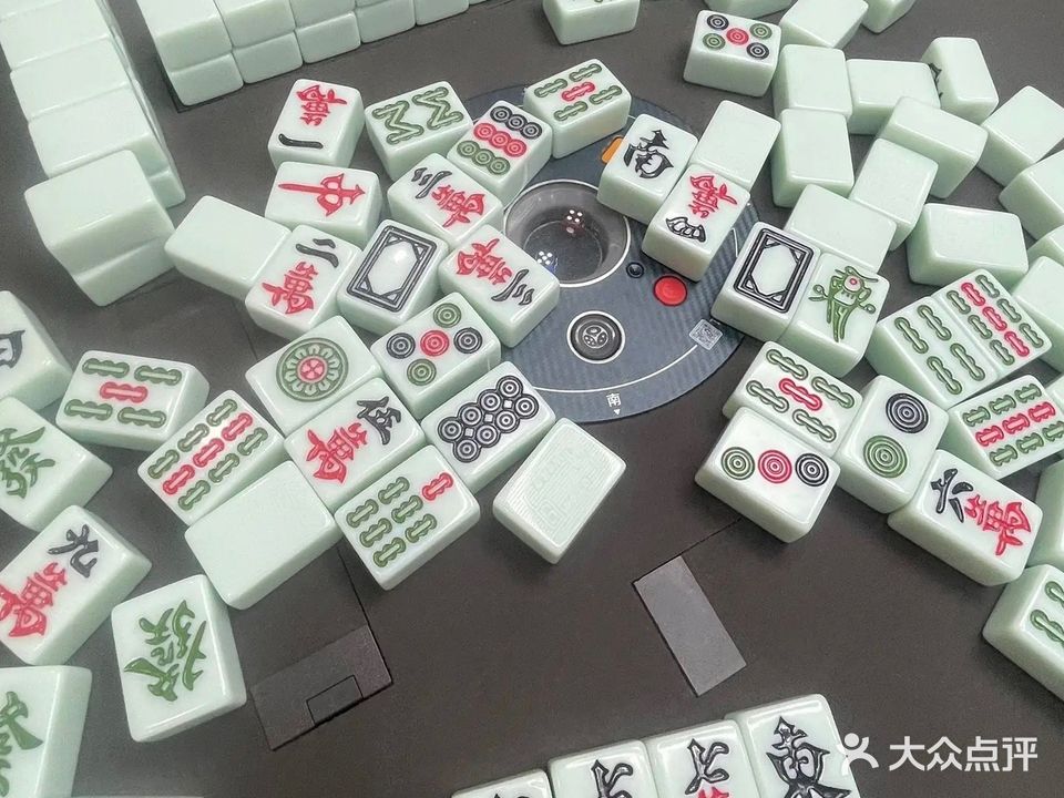 鼓楼社路棋牌室