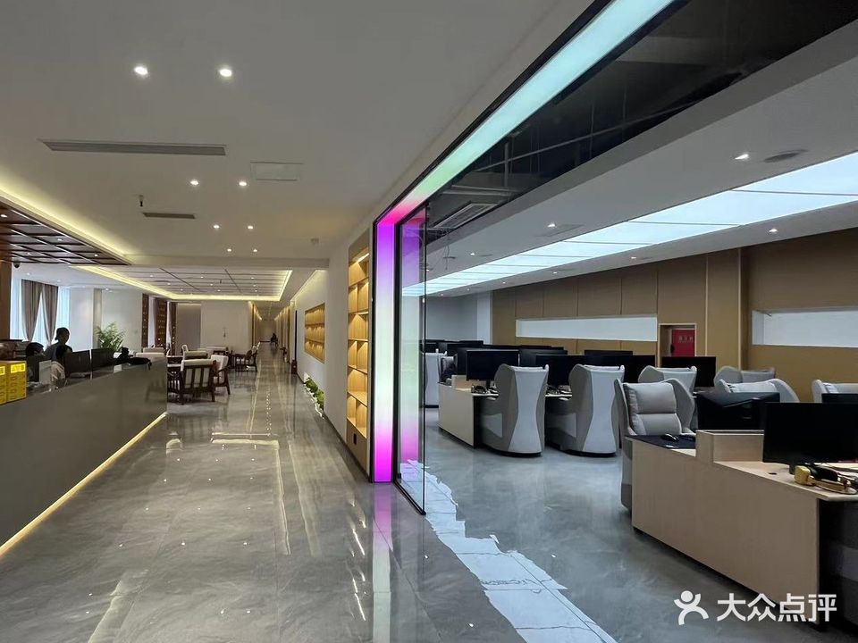 龙之飞腾网吧(实鑫大厦店)
