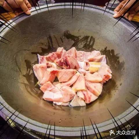老刘生态大鱼坊铁锅炖鱼(赛马场店)