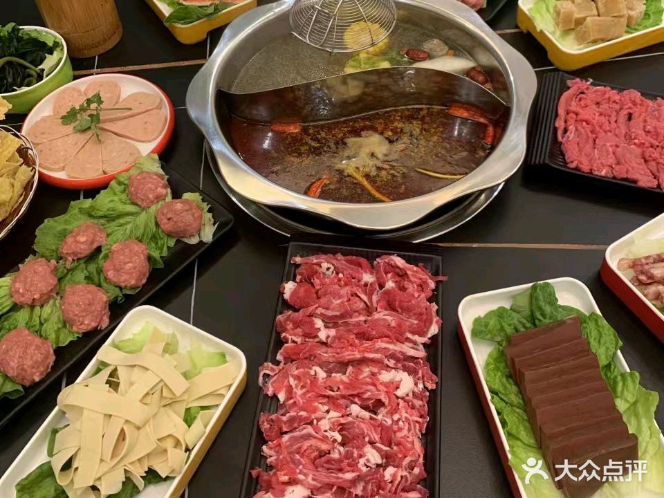 牛尚牛潮汕牛头火锅(银湖欧尚店)