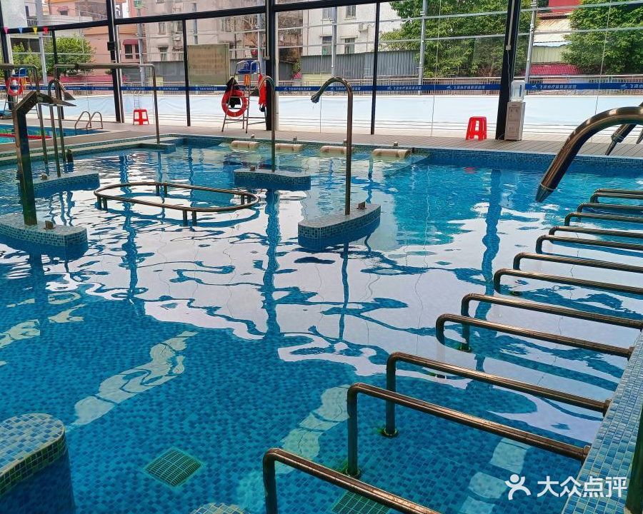 飞渔水疗游泳运动馆(凤巢湾店)