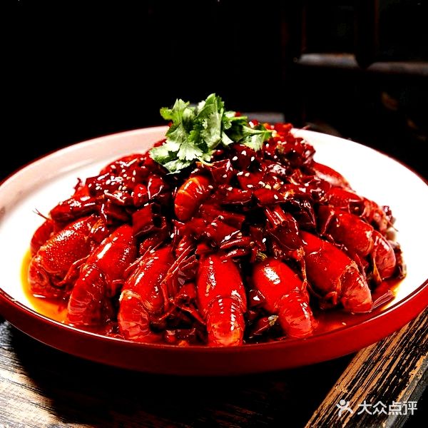 雪中炭烧烤东北风情融合菜(华南城店)