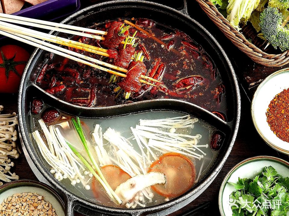锦一味小郡肝串串香火锅(盈港东路店)