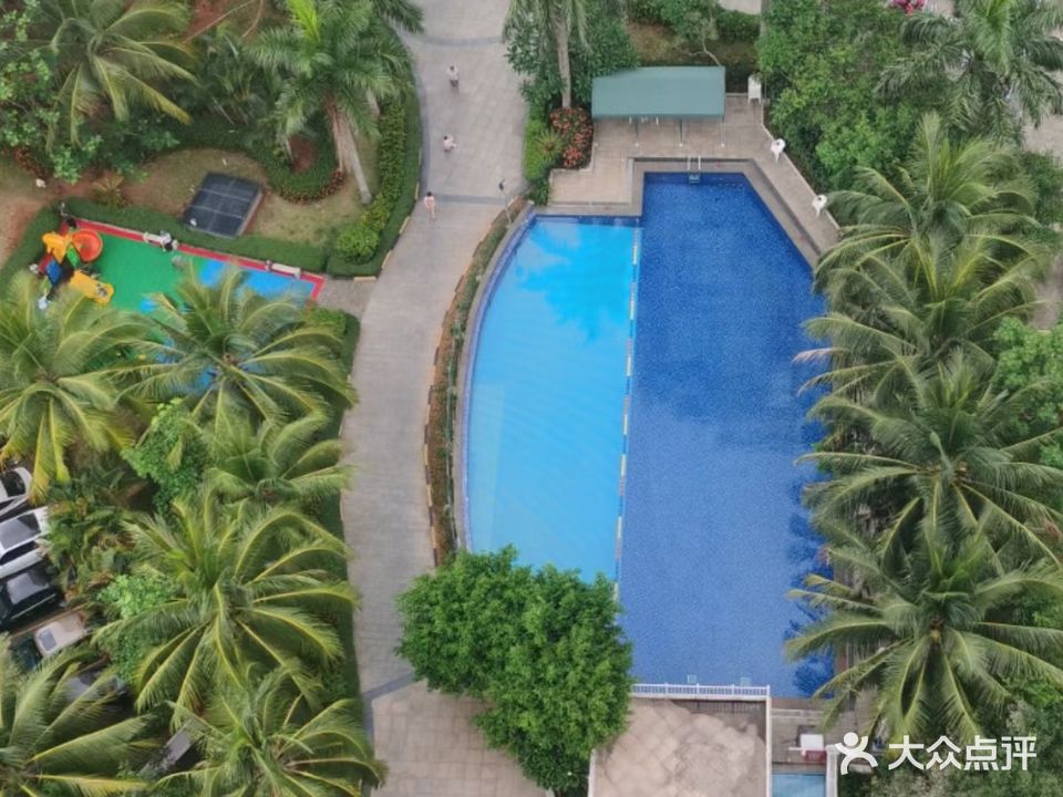 滨河华庭泳池