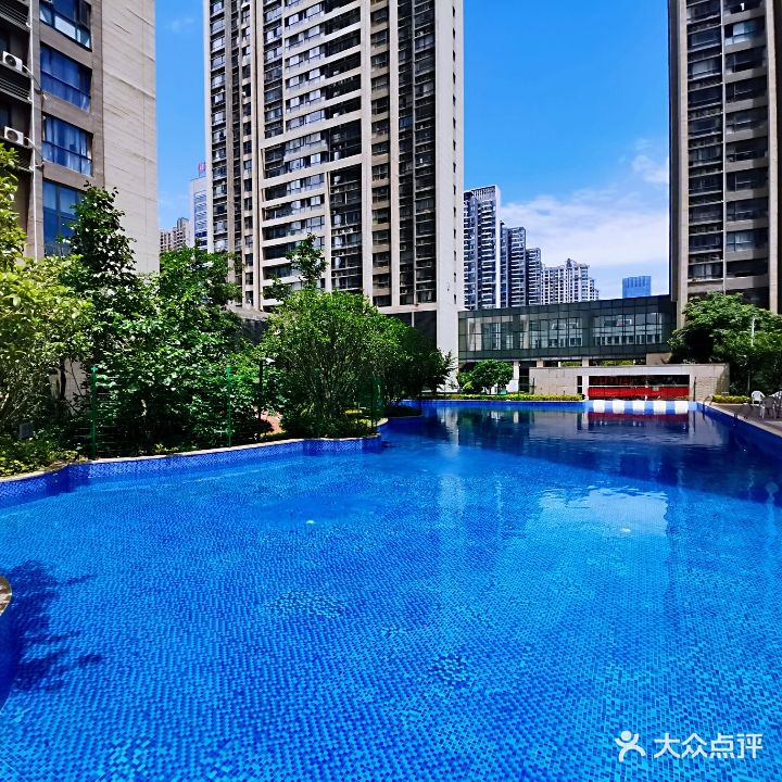 天珑游泳中心