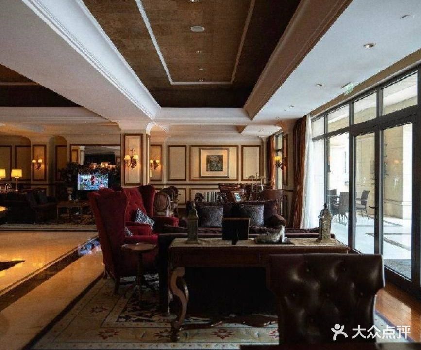绿城玫瑰园·英式酒吧