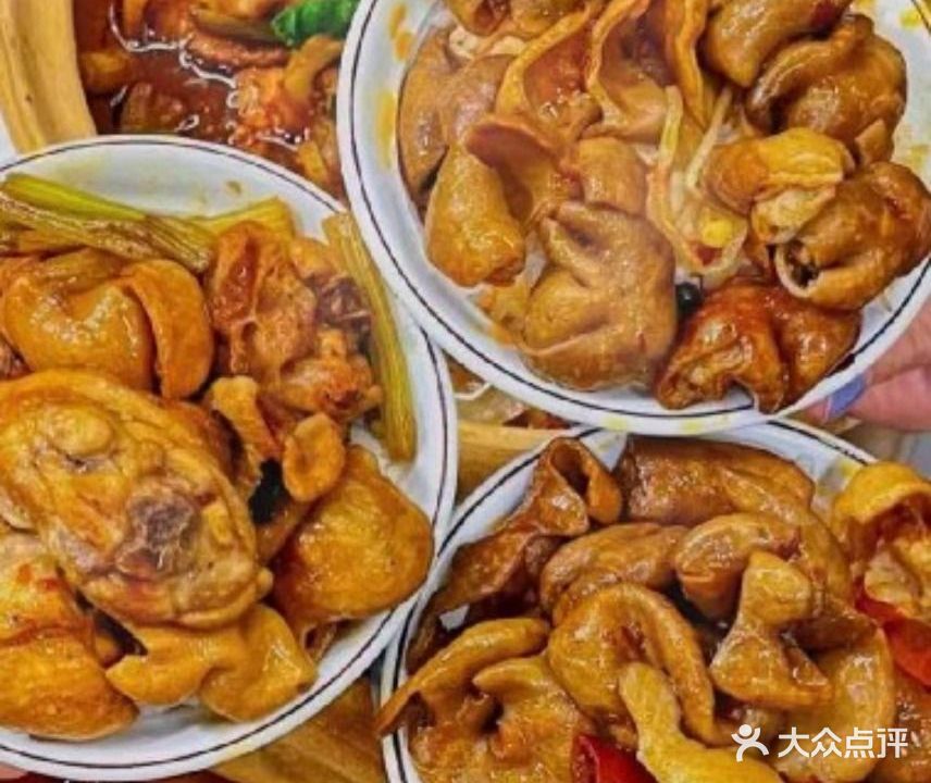 文艺肥肠煲(美林街店)
