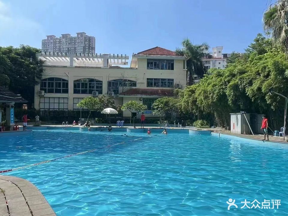 忠涵游泳池(华港花园店)