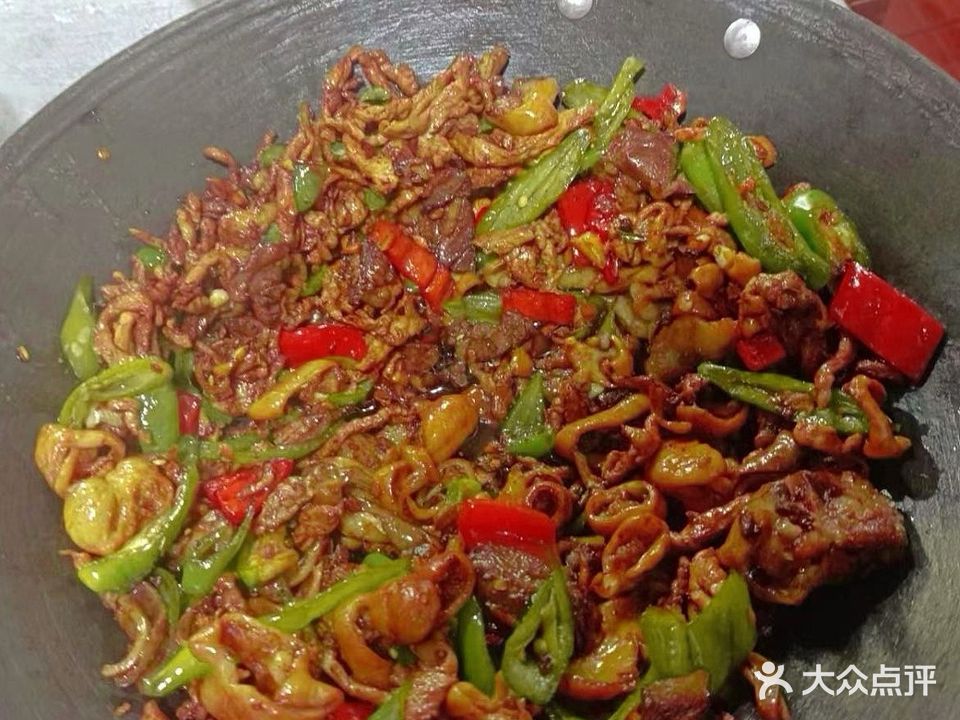 愚夫渔新派湘菜平价火锅(张家界店)