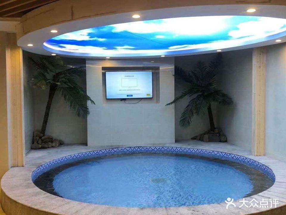 凤都汤泉