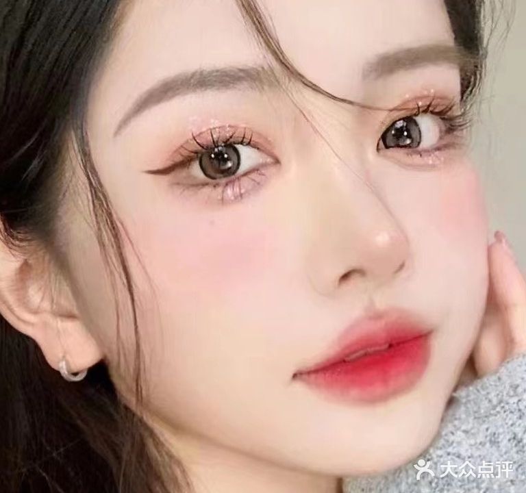 喜悦美妆美甲美睫