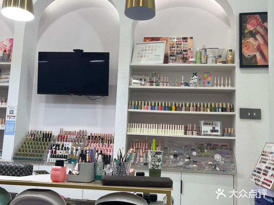 美蒂美甲美睫(天发广场购物中心店)