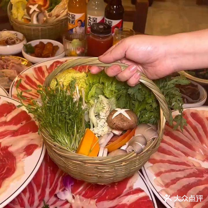 樊满满酸汤小牛肉(杨家坪店)