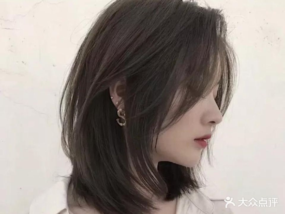 UK优克造型(华研香水湾店)