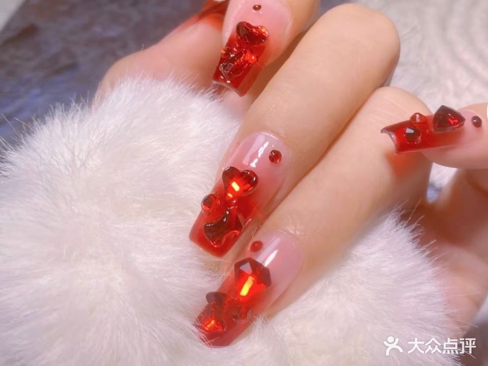 樱奈美甲美睫皮肤管理