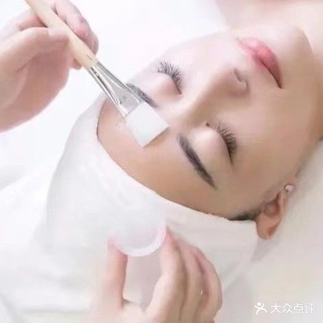 丽妍美容工作室(经开区东方购物广场店)