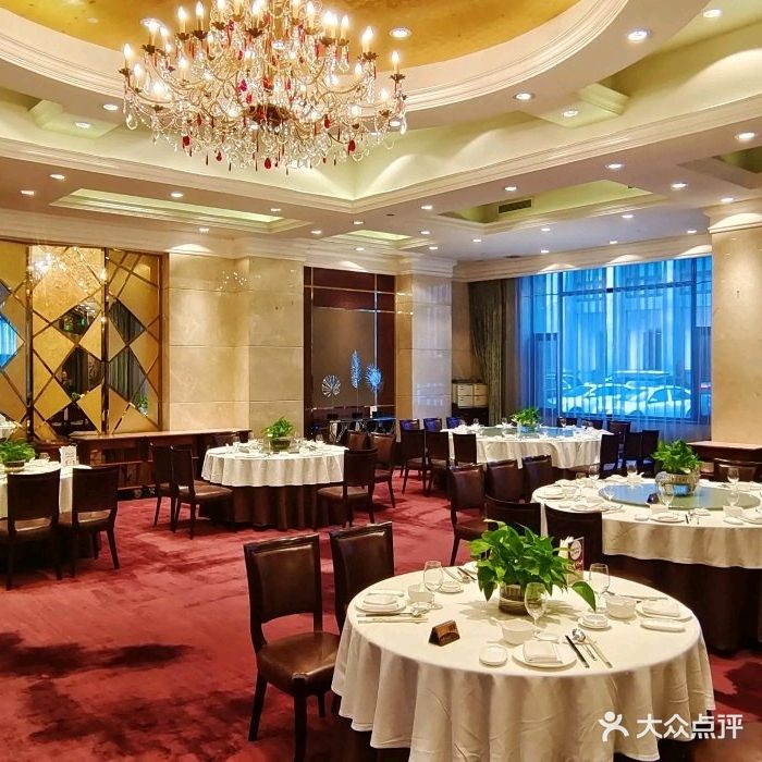 东海海鲜酒家(府东街店)