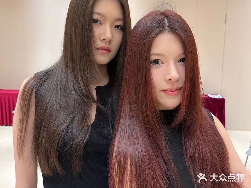 嘉伟美业·接发·潮色·造型烫(欧洲城店)