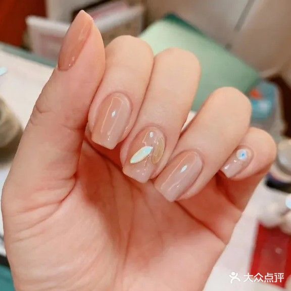 Mr_禾尔萌美甲美睫
