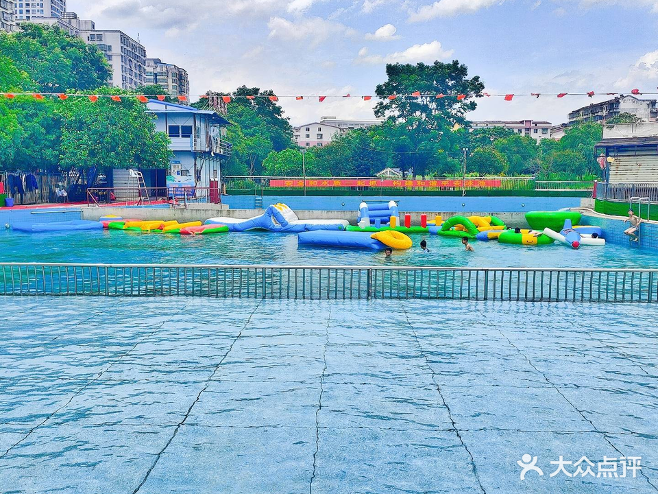 7天游泳池(石子湖公园店)