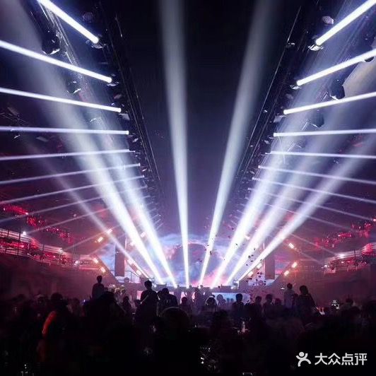 十八先生club