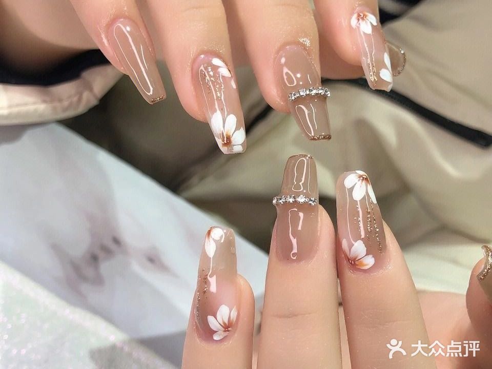 添鑫阁美荣