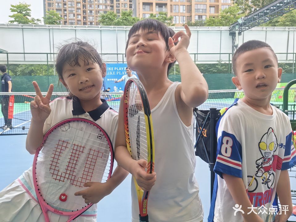 Like play网球运动公园