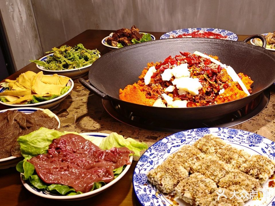 發财·重庆梯坎火锅(永盛花园店)