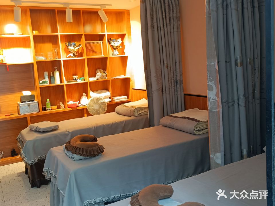 荣和堂(依仁路店)