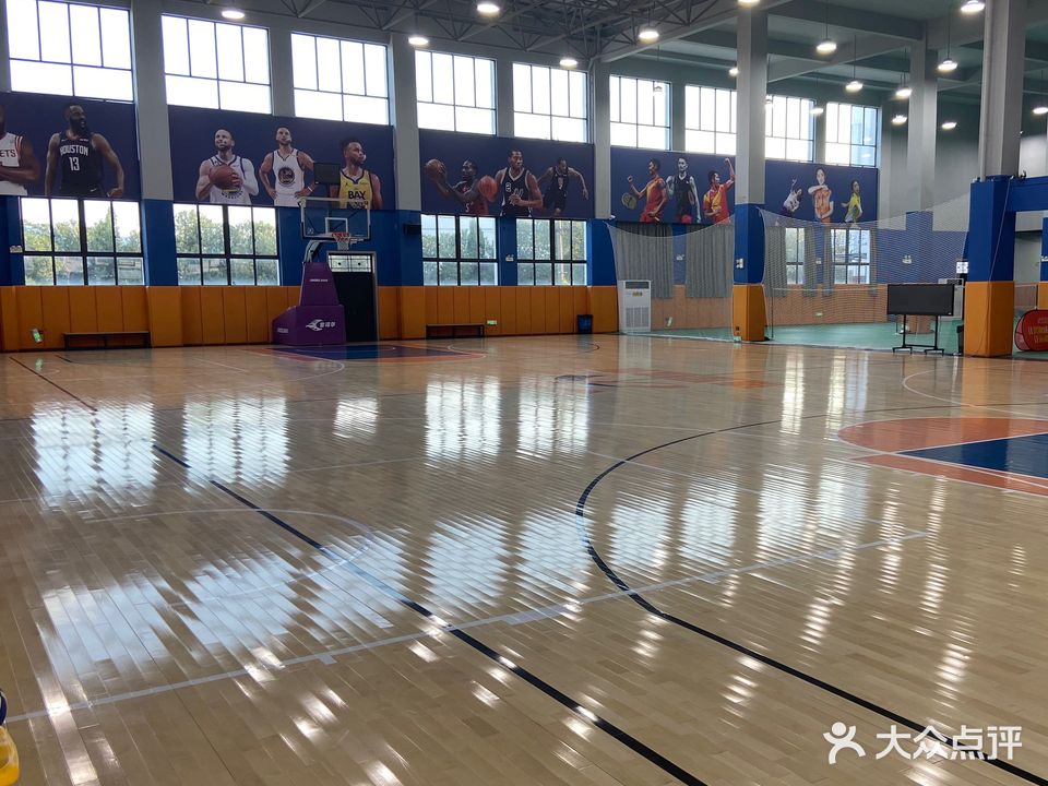 黄宅镇全民健身中心