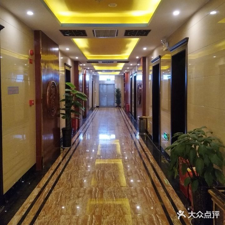 巴足印象