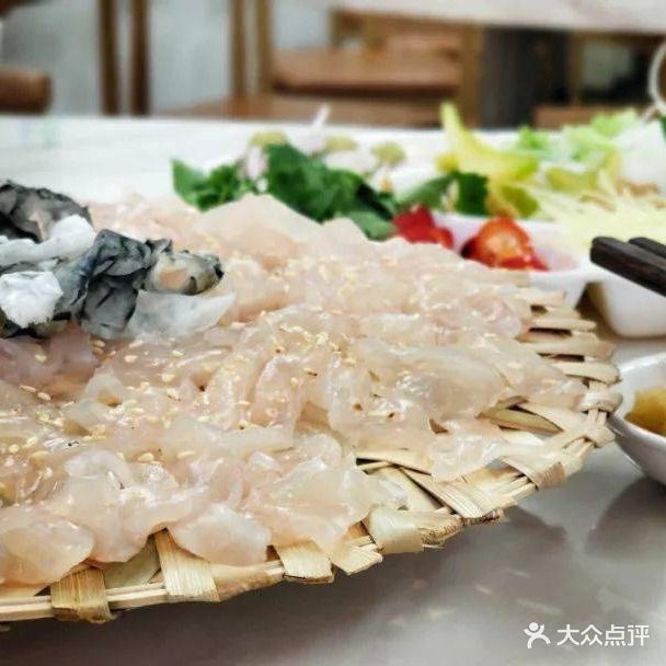 荣华鱼生·老潮州传统特色(西荣路店)