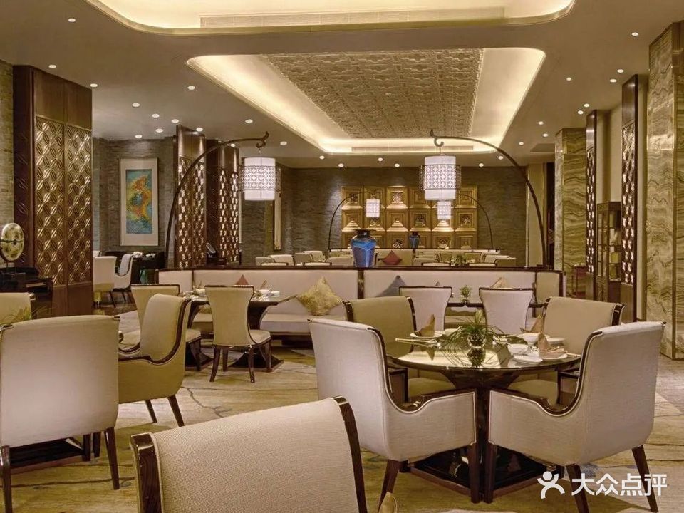 汇景希尔顿逸林酒店·悦轩餐厅厅