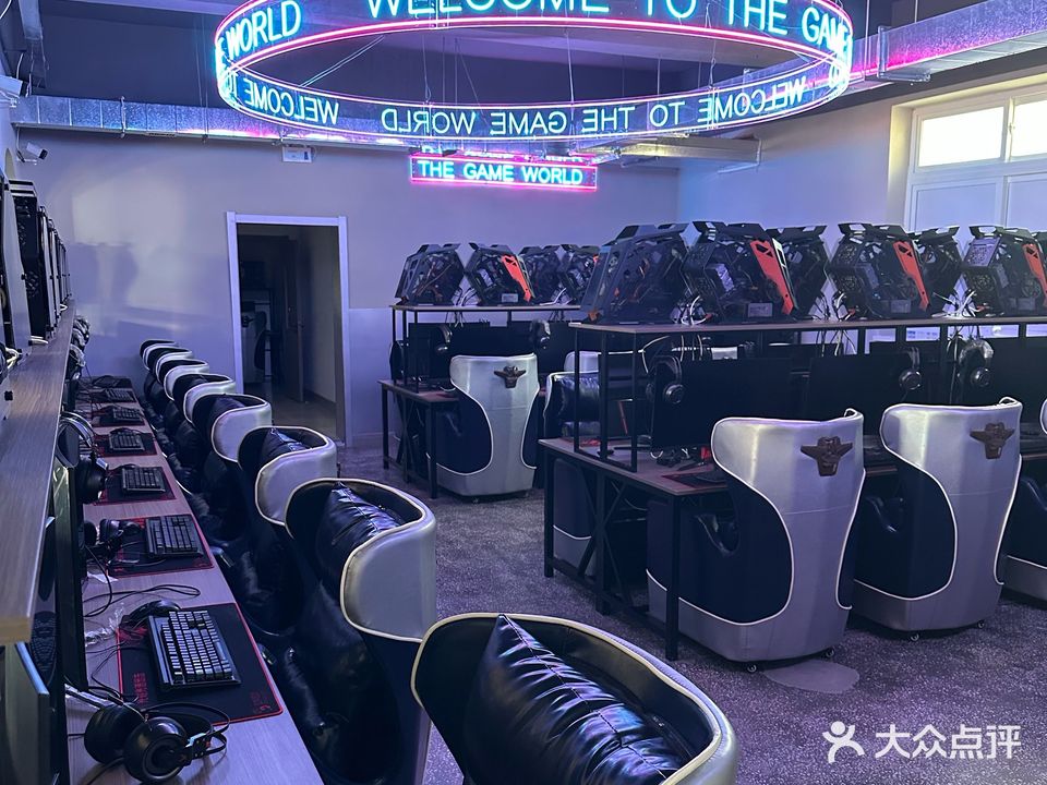 情缘网咖(交大小吃一条街店)