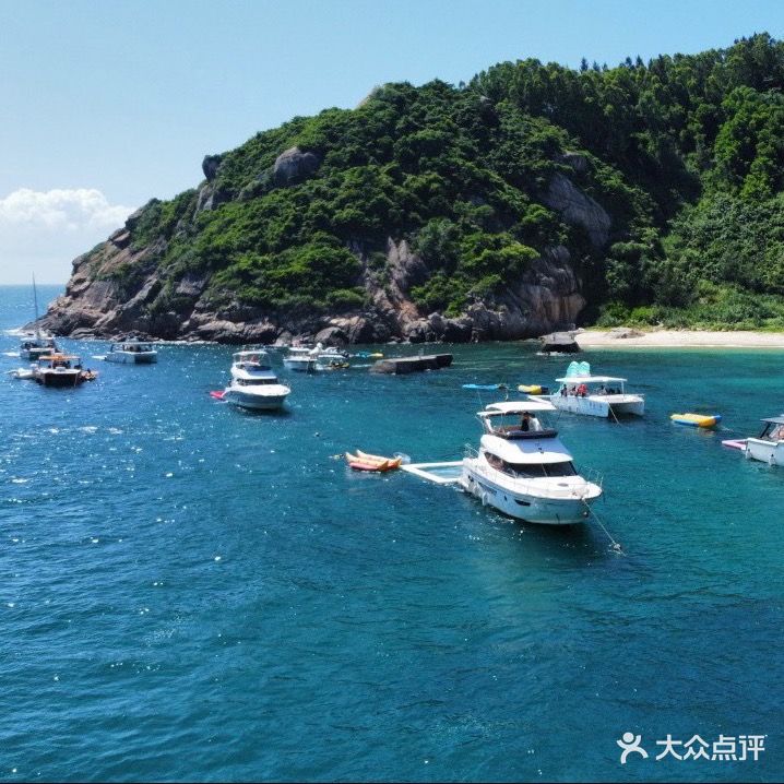 石梅湾加井岛嘉泓俱乐部