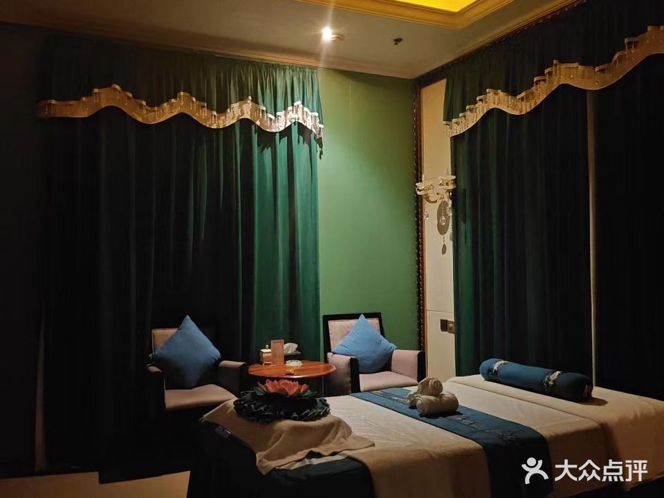 水裹汤泉·泡浴SPA·影院足疗