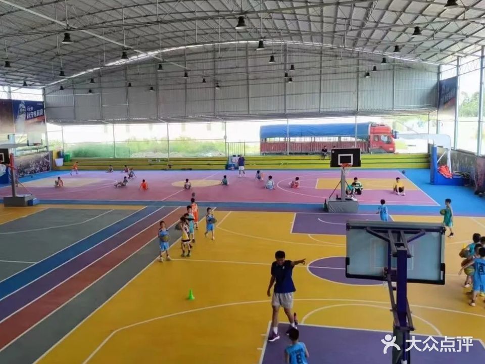 启臣体育六号球馆