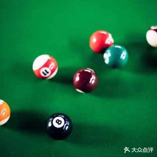宜博乔式台球俱乐部