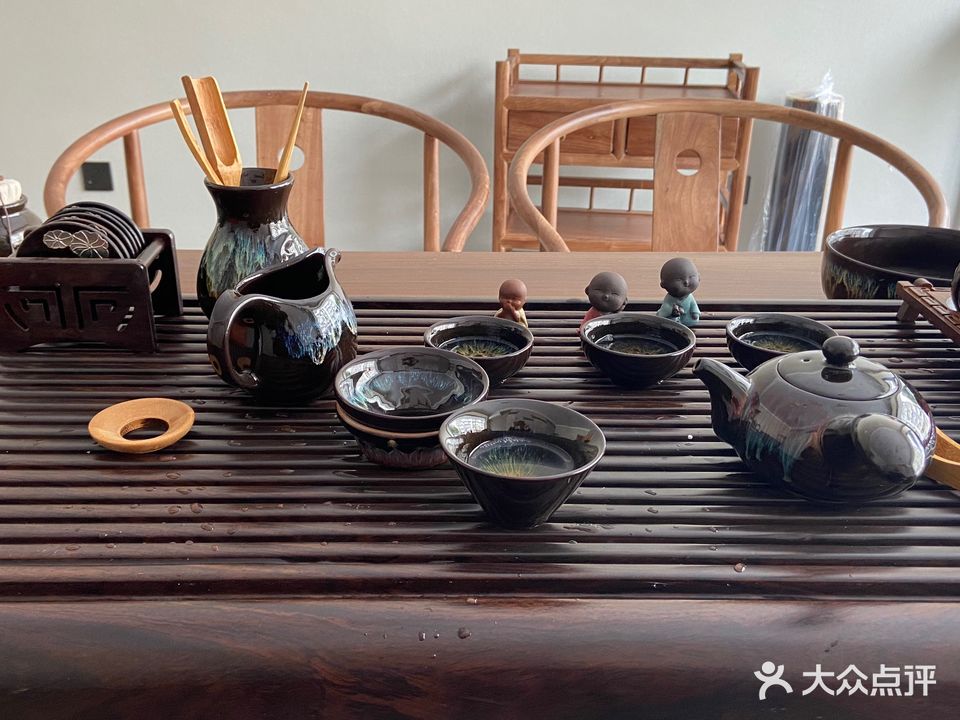 邻里茶馆