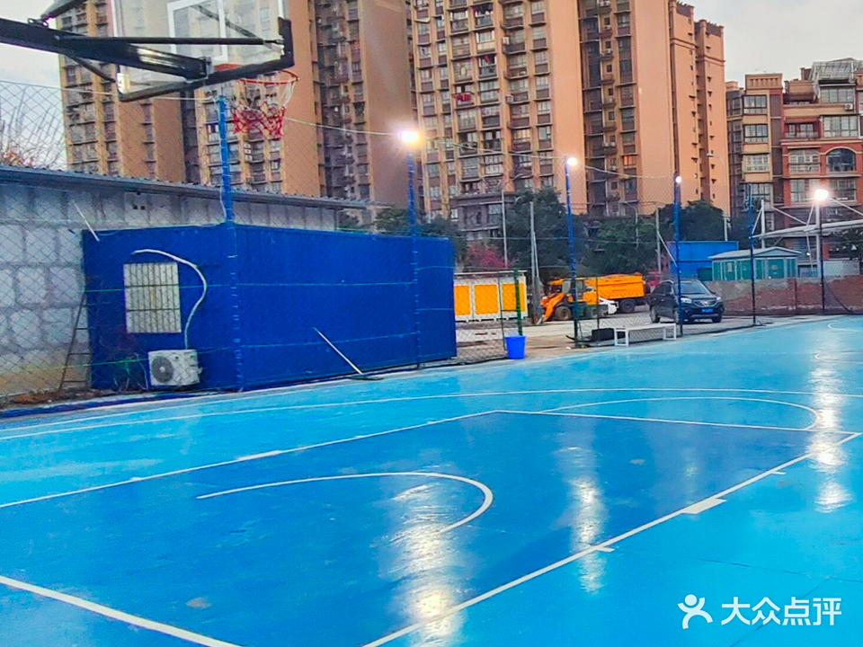 雷曼篮球俱乐部有限公司